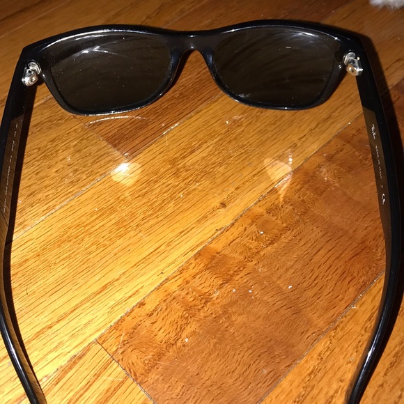 RB2132 New Wayfayer classic (Ray Bans) - Picture 3 of 4